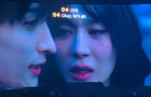 DxS는 자신의 MV를 스푸핑합니다! 승현은 가발을 쓰고 히로인 흉내를 내며 도겸을 포옹했다. 민규도 게스트로 출연했다 "연기비는 돼지갈비" 대표 이미지